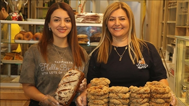 Kanserle mücadele sürecinde başladığı glütensiz gıda üretimini kafeyle mesleğe dönüştürdü 