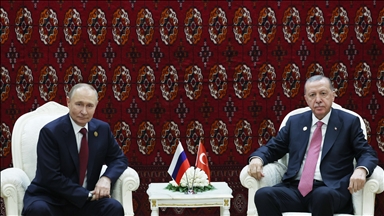 Putin, Erdogan did not discuss S-400 issue at their meeting in Ashgabat: Kremlin