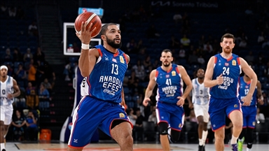 Anadolu Efes, Avrupa Ligi'nde yarın Dubai Basketbol'u konuk edecek