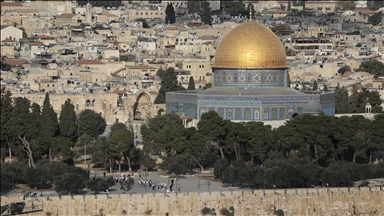 Over 380 illegal Israeli settlers storm Jerusalem’s Al-Aqsa Mosque to mark Hanukkah holiday