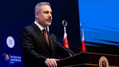 Fidan: Turqia po bën presion për fazën e dytë të marrëveshjes për Gazën, gati të marrë pjesë në forcën e stabilizimit