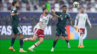 قدم.. أمطار غزيرة توقف مباراة السعودية والإمارات في قطر