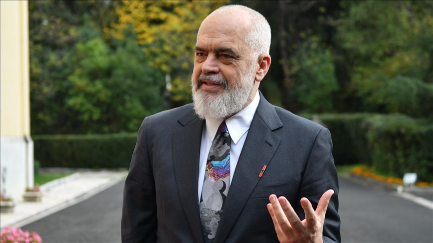 Kryeministri Rama: Nuk do ta zgjasim ndalimin e platformës TikTok