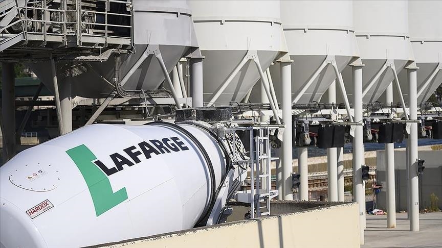 Paris: fin du procès Lafarge, décision attendue le 13 avril 2026