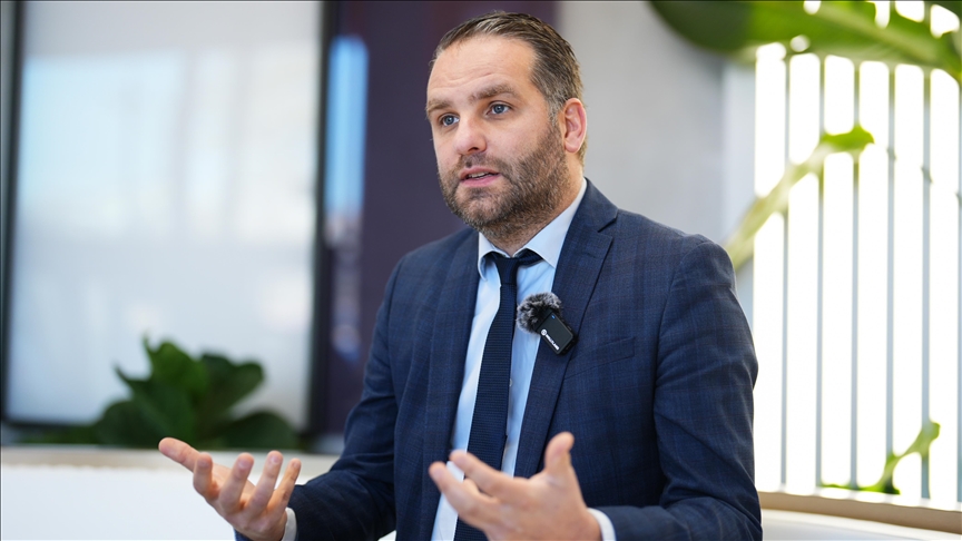 Belçikalı siyasetçi Ben Achour, Türkiye'nin yüksek nitelikli savunma sanayisi geliştirdiğini söyledi: