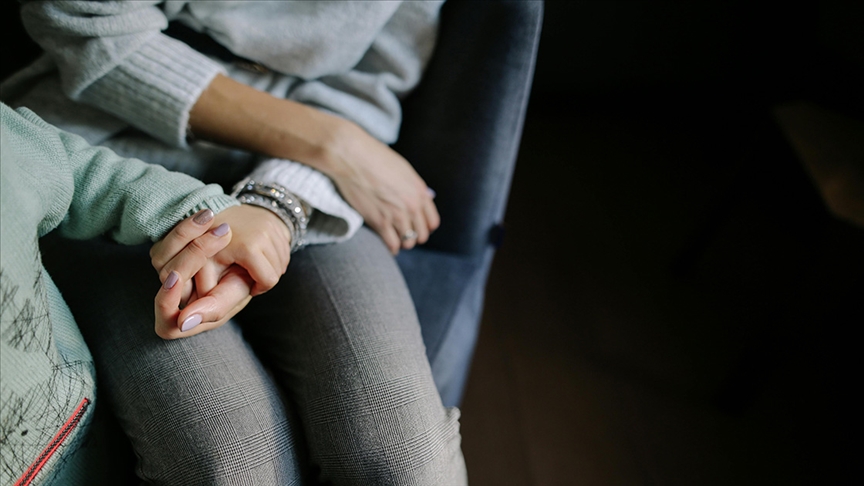 Ebeveynlerin yanlış davranışları çocukları öz güvenden eksik bireyler haline getiriyor