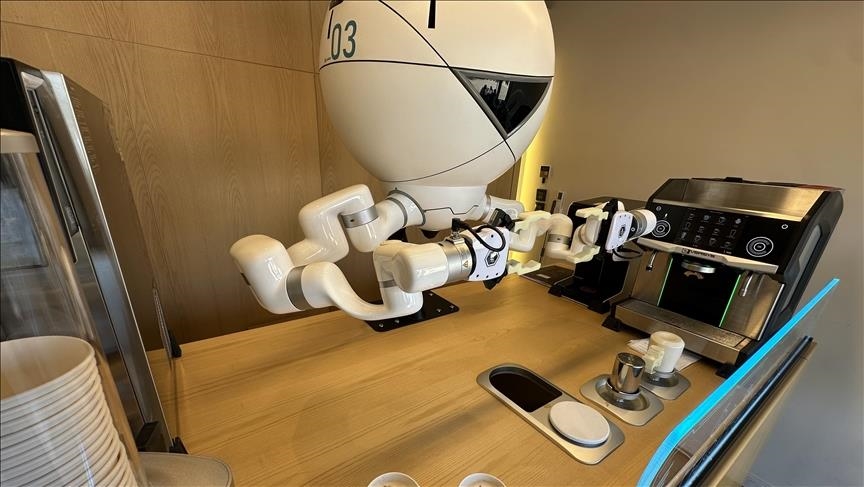 Paralajmërohet se inteligjenca artificiale mund të zëvendësojë vende pune sikur gjatë Revolucionit Industrial