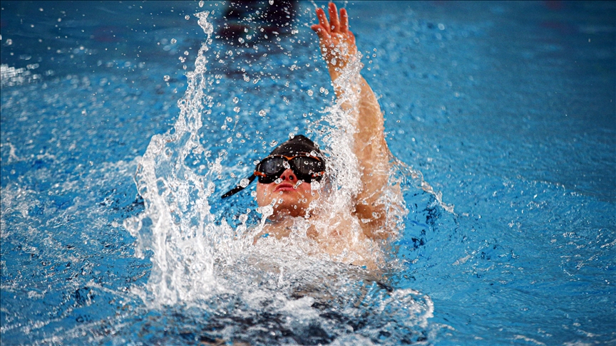 Down sendromlu yüzücü Mehmet, milli formaya kavuşmak için kulaç atıyor
