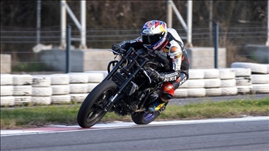 دراجات نارية.. التركي رازغاتلي أوغلو يعلن جاهزيته لبطولة العالم