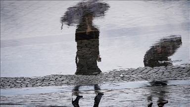 Hafta sonu yurdun batısı yağmurlu, diğer kesimleri az bulutlu geçecek