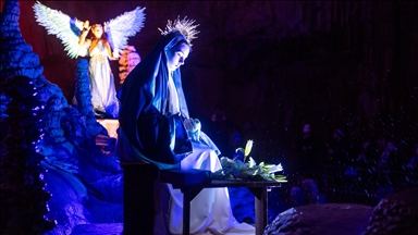 Najveći podzemni božićni spektakl na svijetu: Žive jaslice u slovenskoj Postojnskoj jami