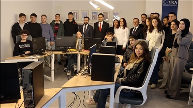 Üsküp'te TİKA'nın desteğiyle meslek lisesindeki sınıflar onarılarak donatıldı