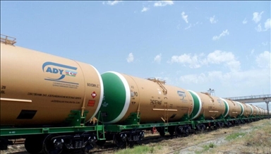 Армения принимает топливо из Азербайджана