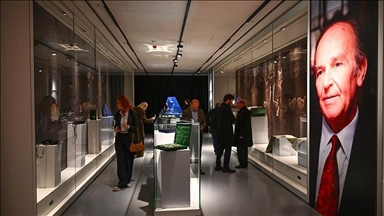 له‌ ڕێوڕه‌سمێكدا پێشانگای "عەلی لە تەمەنی ١٠٠ ساڵیدا: ژیان، بیروڕا و خەبات" لە ئیستانبوڵ کرایەوە 