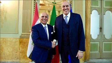 العراق وإيطاليا يبحثان تطوير التعاون في المجالات العسكرية والدفاعية