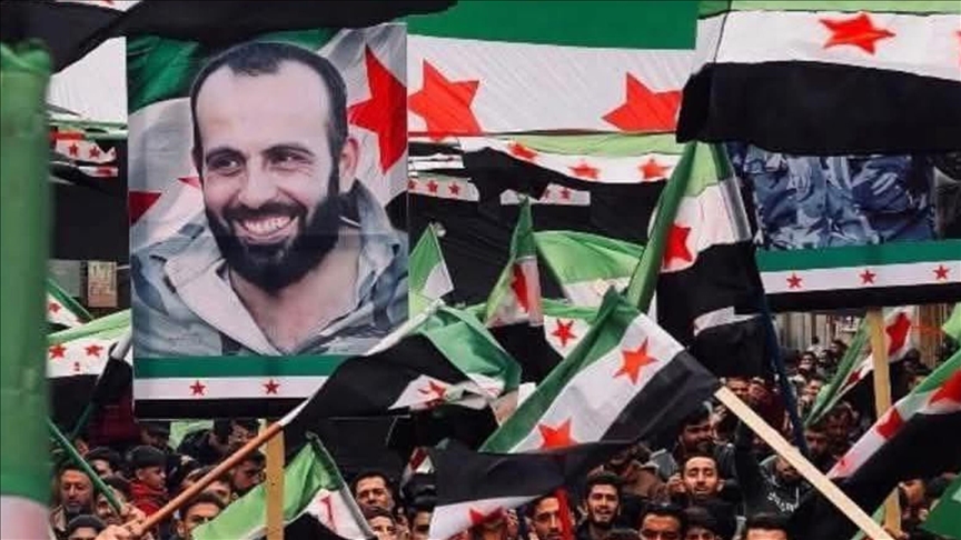 ثائر ومقاتل.. من "حجي مارع" الذي بيعت بندقيته في حملة حلب بسوريا؟ (بروفايل)