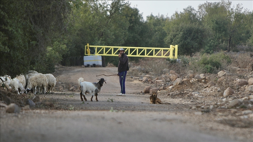 Israeli forces conduct new raids in Syria’s Quneitra countryside, set up checkpoints