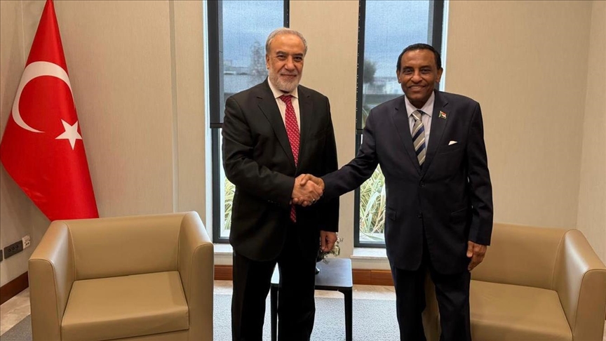 تركيا والسودان تبحثان العلاقات الثنائية والقضايا الإقليمية