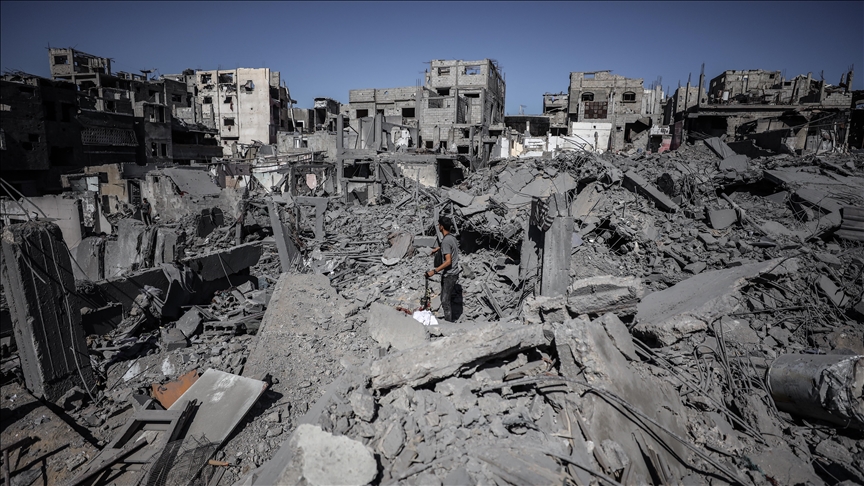 Israeli airstrike hits 2 Palestinians in northern Gaza despite ceasefire