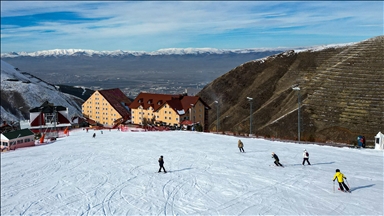 Palandoken ji her aliyê Tirkiyeyê mazûvaniya kaşûnhezan dike