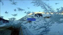 Erzurum, Kars ve Ardahan'da soğuk hava dondurdu