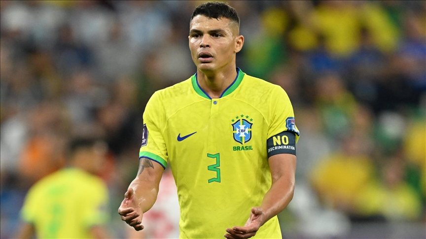 قدم.. بورتو البرتغالي يتعاقد مع المدافع البرازيلي تياغو سيلفا