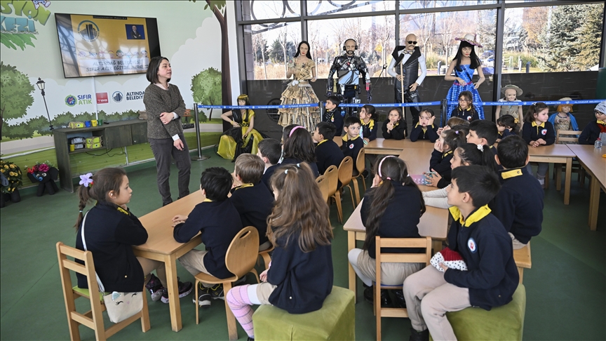 Türkiye'nin ilk Sıfır Atık Okulu'nda yaklaşık 30 bin öğrenciye çevre eğitimi verildi