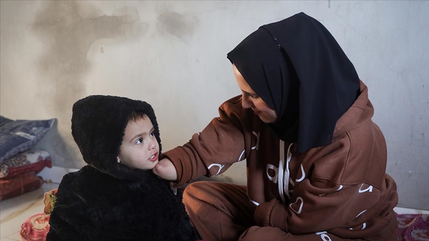 İsrail saldırıları Gazze'de kadınları annelikten, küçükleri çocukluktan mahrum etti