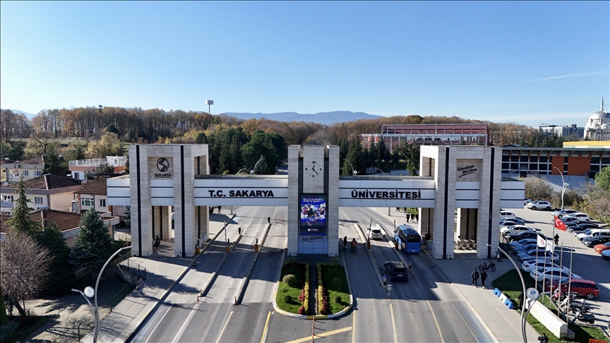 Araştırma üniversitesi seçilen SAÜ'de hedef Türkiye'de ilk 10'a, dünyada ilk 1000'e girmek
