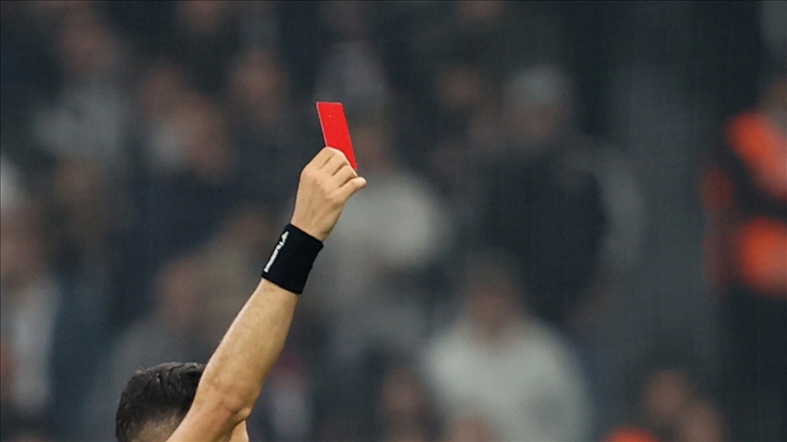 Fenerbahçe-Beşiktaş derbileri "hırçın" geçiyor