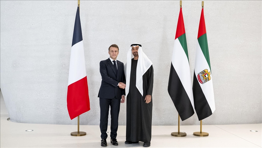 Presidents of UAE, France discuss strengthening bilateral ties at Abu Dhabi meeting