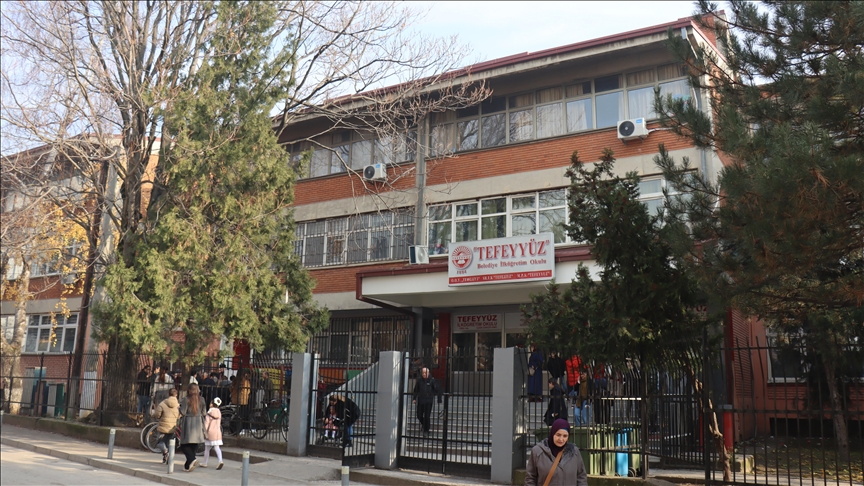 Наставниците по турски јазик во Северна Македонија го пренесуваат својот мајчин јазик од генерација на генерација