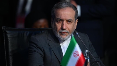 إيران وفنزويلا تناقشان العلاقات الثنائية وقضايا إقليمية