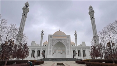 Rusya’da mimarisiyle öne çıkan "Müslümanların Gururu" Camisi ziyaretçilerin ilgi odağı
