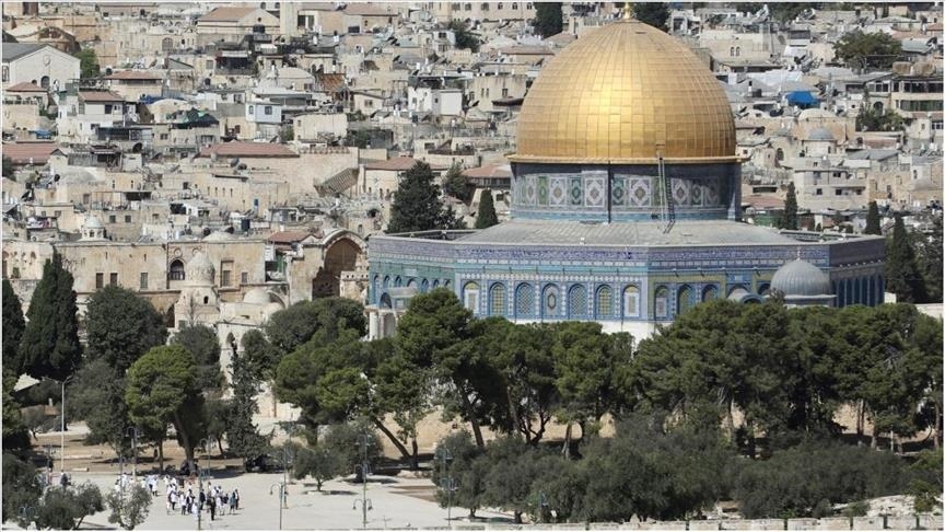 دەیان جوولەکەی پەڕگیر ھەڵیانکوتایە سەر مزگەوتی ئەقسا