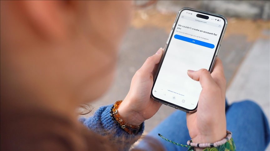 Reino Unido considera una prohibición de las redes sociales al estilo australiano para menores de 16 años