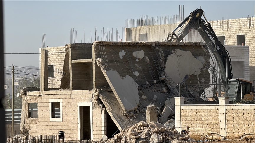 Israel demolishes residential building housing 100 Palestinians in occupied East Jerusalem
