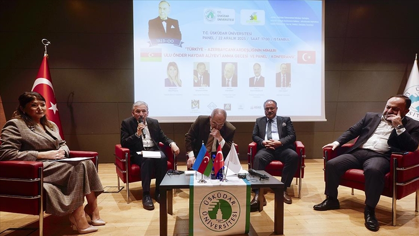 Haydar Aliyev, Üsküdar Üniversitesi'nde düzenlenen programla anıldı