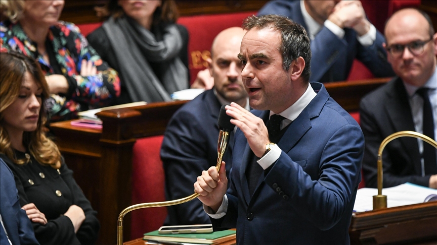 Budget 2026 : Lecornu multiplie les consultations avant un conseil des ministres sur une « loi budgétaire spéciale »