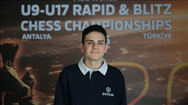 Satrancın 17 yaşındaki büyükustası Ediz'in "basamaklandırma" yöntemi