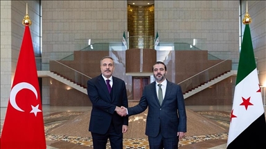 فیدان: س.د.گ در مذاکرات ادغام با دولت سوریه تمایلی به پیشرفت ندارد