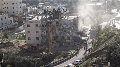 القدس.. إسرائيل تهدم 13 شقة يعيش فيها 100 فلسطيني