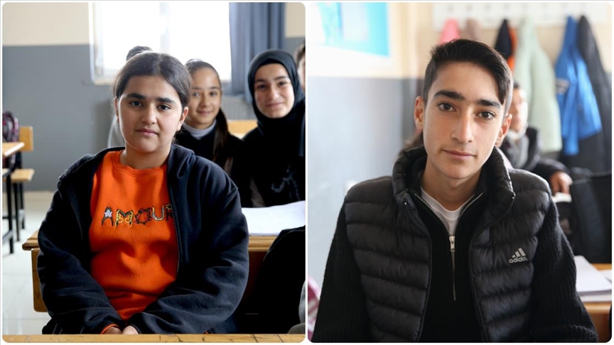 Bitlis'te gönüllü öğretmenler, kapı kapı dolaşarak 20 öğrenciyi okula kazandırdı