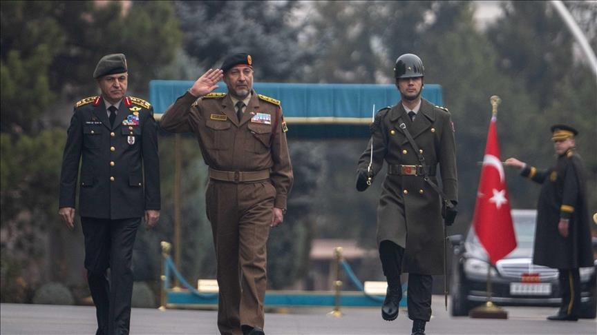 رئيس الأركان التركي يستقبل نظيره الليبي