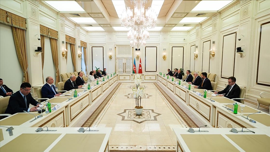 Cumhurbaşkanı Yardımcısı Yılmaz, Azerbaycan Milli Meclisi Başkanı Gafarova ile görüştü