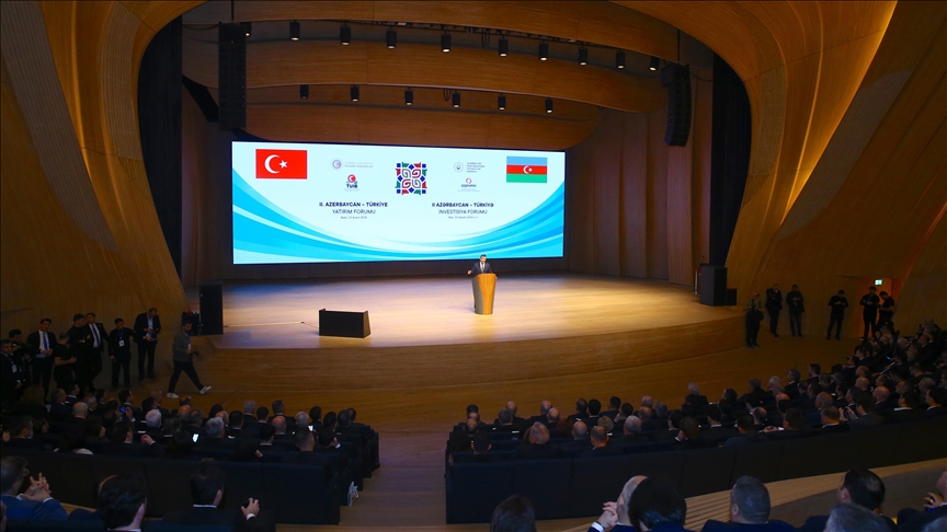Türkiye, Azerbaijan reaffirm commitment to expand trade, investment ties at Baku forum