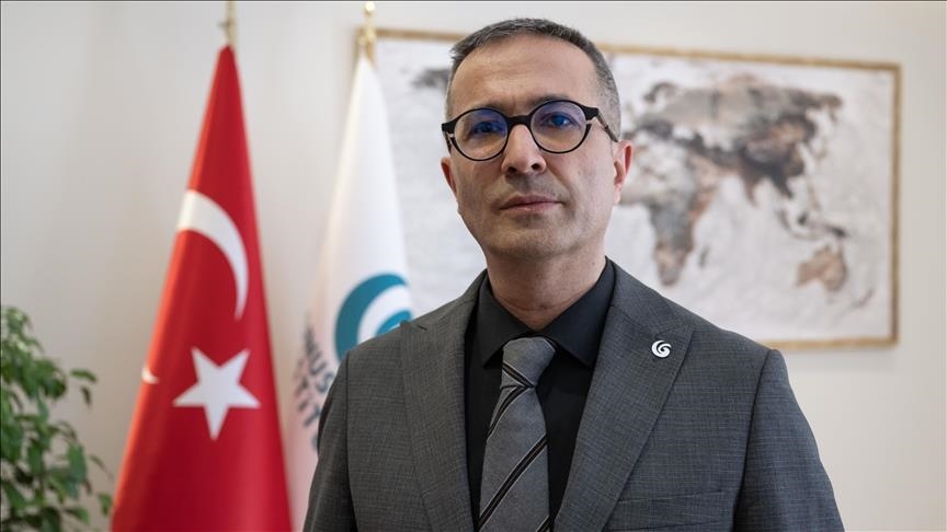 "يونس أمره" يطلق منصة لتعليم التركية بالذكاء الاصطناعي في 2026 