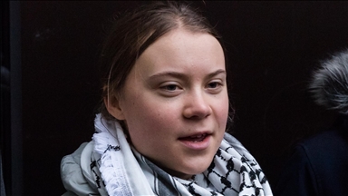 İklim aktivisti Greta Thunberg, Londra'daki Filistin yanlısı eylemde gözaltına alındı
