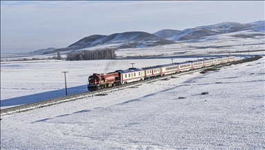 شەمەندەفەری ڕۆژهەڵاتی گەشتیاری دەست پێدەکات