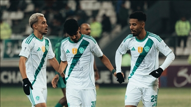 قدم.. الأهلي السعودي يهزم الشرطة العراقي بخماسية